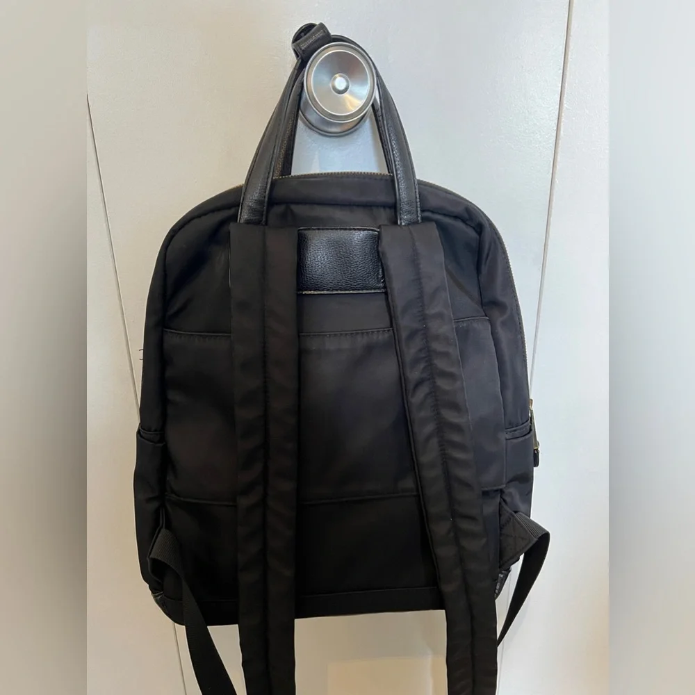 Allancia Backpack - Picture 3 of 3